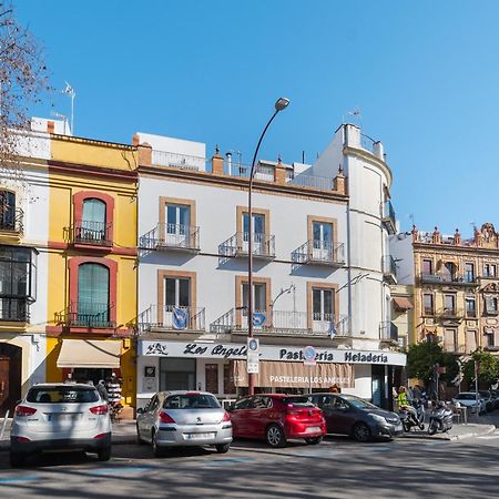 Panther Home Adriano Sevilla Bagian luar foto